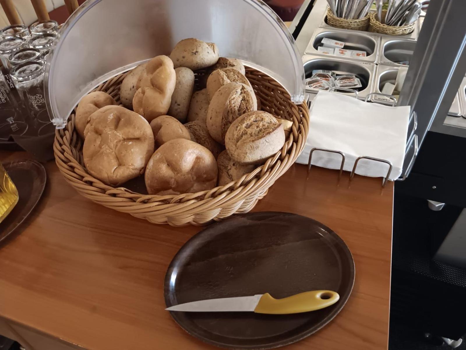"Am Limes" Hotel Enns Eksteriør billede