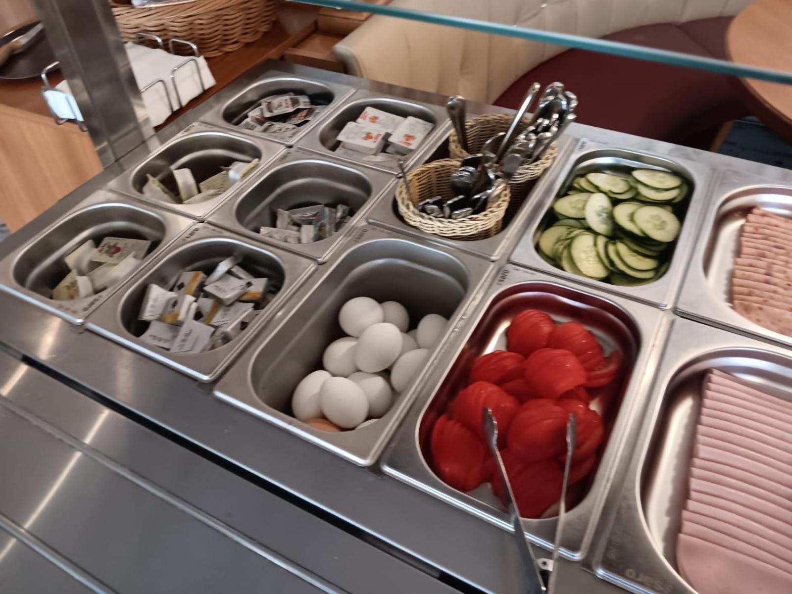 "Am Limes" Hotel Enns Eksteriør billede